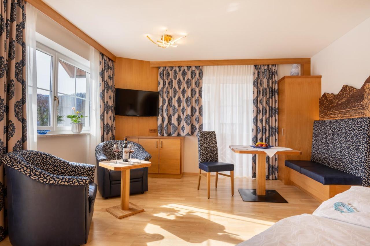 Haus Seeromantik Hotel Sankt Wolfgang im Salzkammergut Bagian luar foto