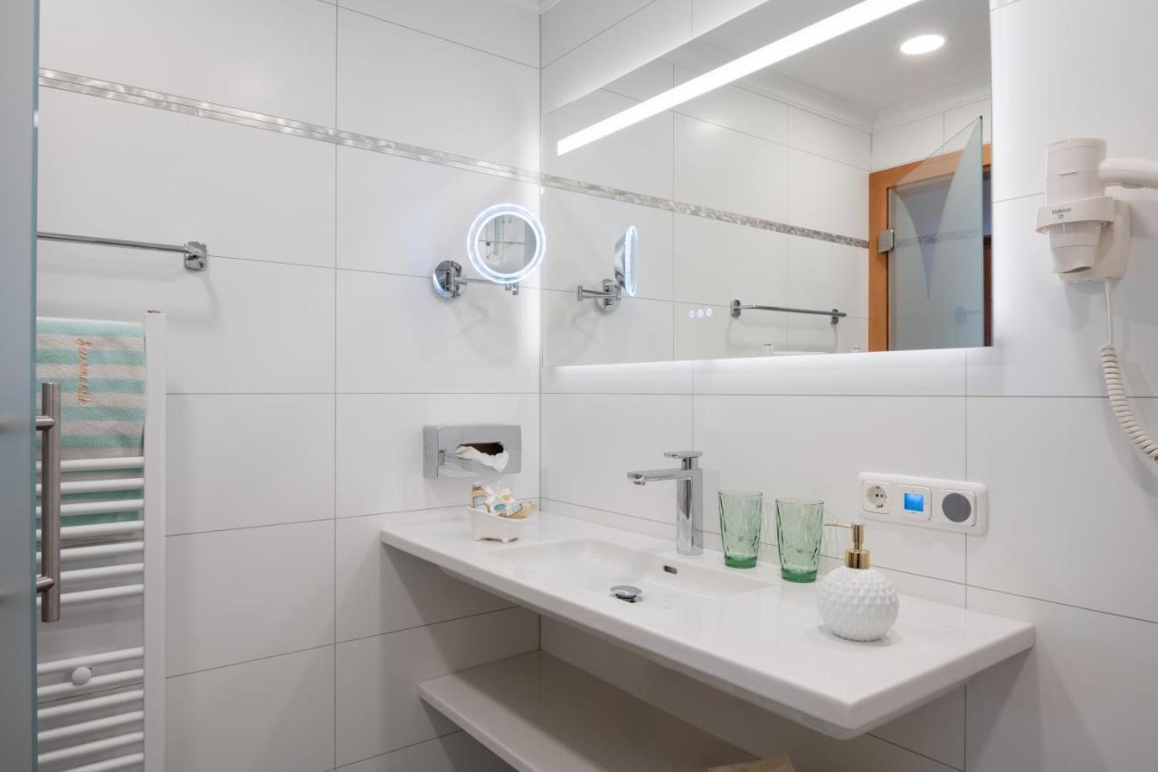 Haus Seeromantik Hotel Sankt Wolfgang im Salzkammergut Bagian luar foto