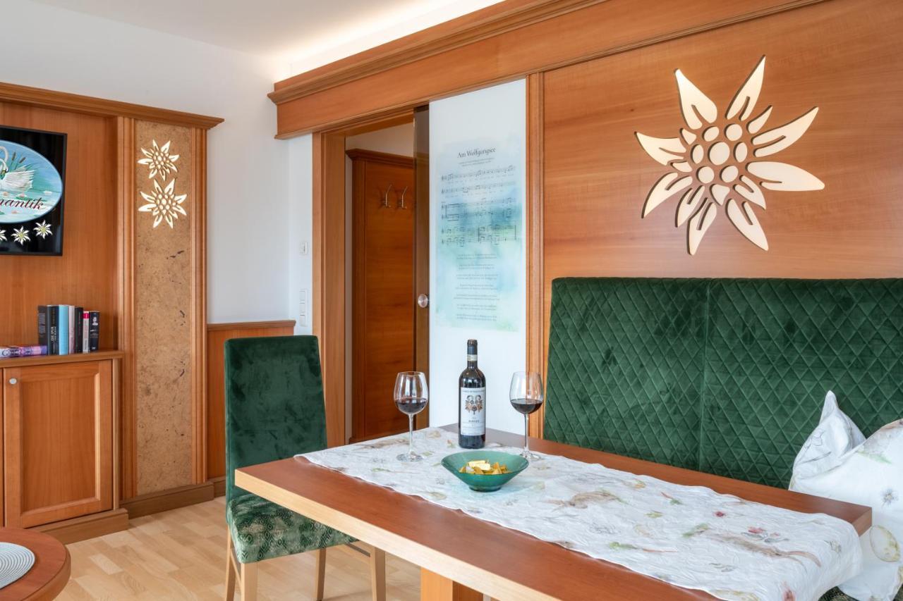 Haus Seeromantik Hotel Sankt Wolfgang im Salzkammergut Bagian luar foto