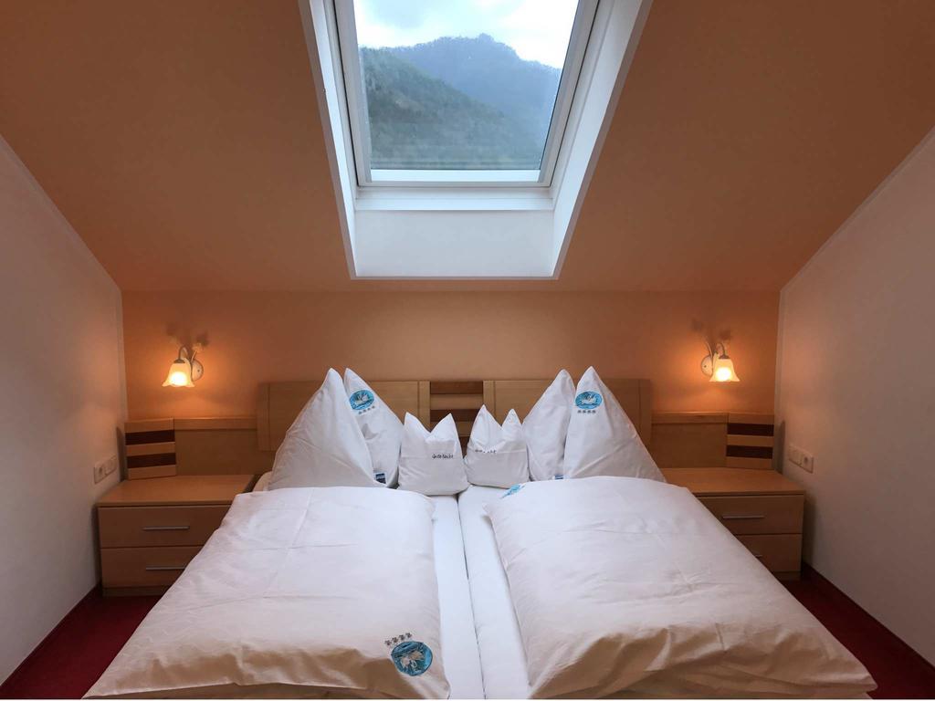 Haus Seeromantik Hotel Sankt Wolfgang im Salzkammergut Bagian luar foto